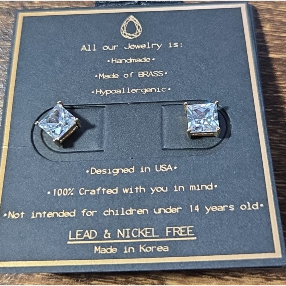 18K Gold Dipped Princess Cut Stud Earrings 925 Sterling Silver Post Square - Picture 2 of 3